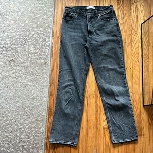 Abercrombie the ankle straight jeans